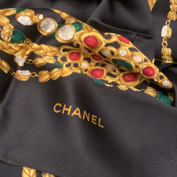 Chanel 33x34 - Picture 7 of 9